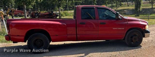Image of Dodge Ram 3500HD equipment image 3