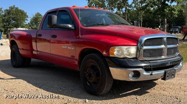 Image of Dodge Ram 3500HD equipment image 2