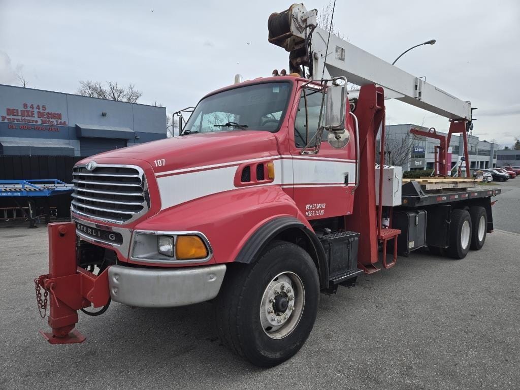 2004 Sterling LT 8513 Equipment Image0