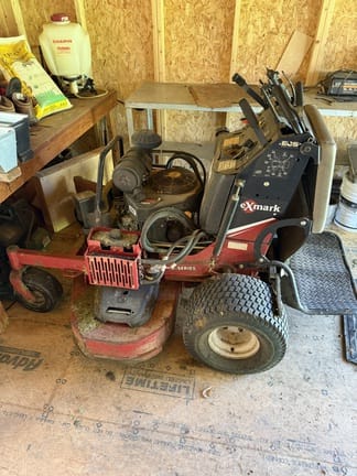 2004 Exmark X Series Equipment Image0