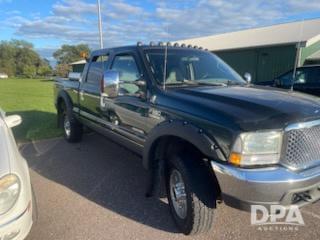 Image of Ford F-350 equipment image 2