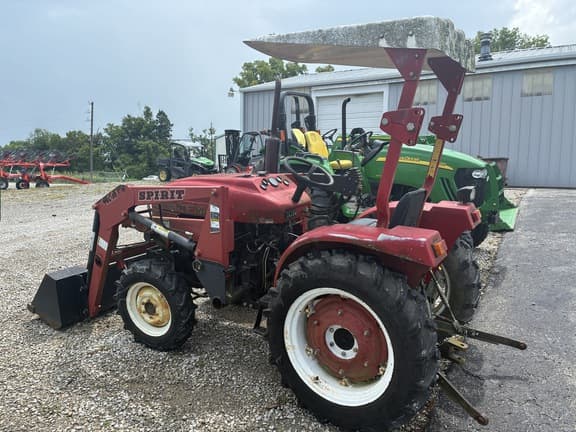 Image of Farm Pro 2425 equipment image 4