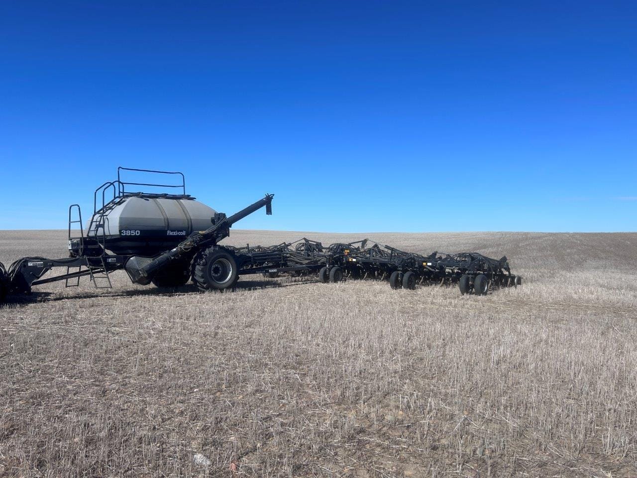 2004 Flexi-Coil 5000 Equipment Image0