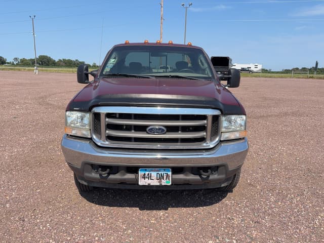 Image of Ford F-350 equipment image 1
