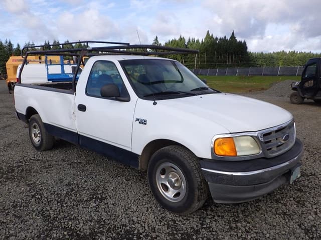 Image of Ford F-150 equipment image 2