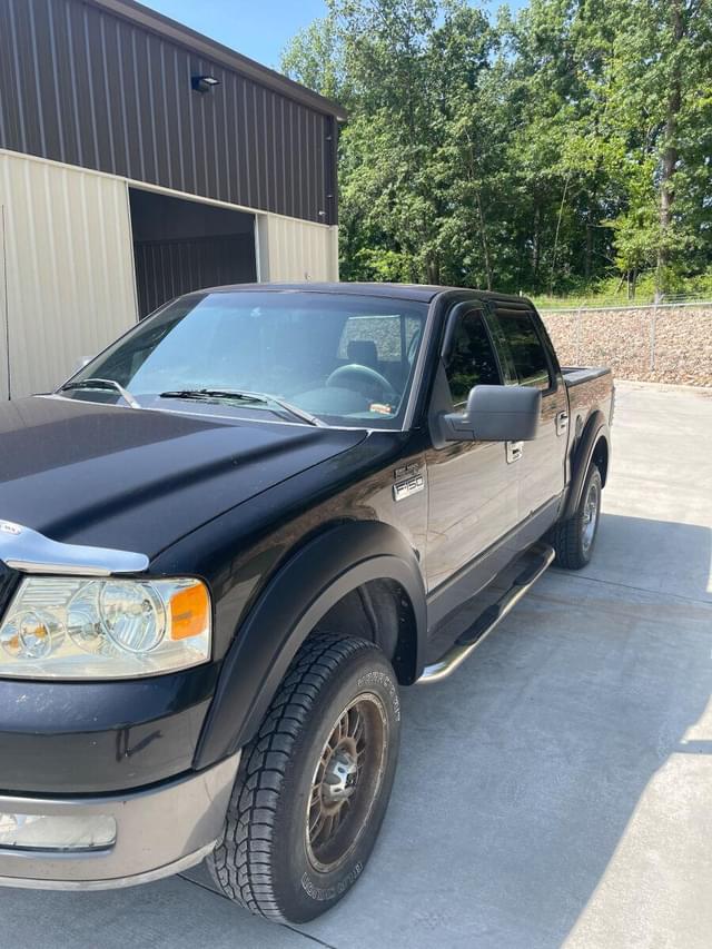 Image of Ford F-150 equipment image 3