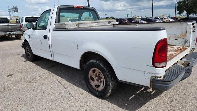 Image of Ford F-150 equipment image 3