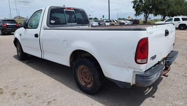 Image of Ford F-150 equipment image 4