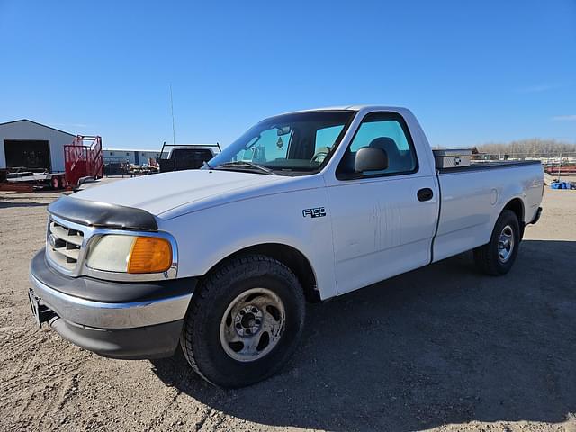 Image of Ford F-150 equipment image 2