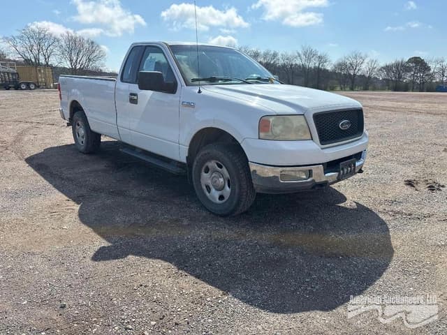 Image of Ford F-150 equipment image 3