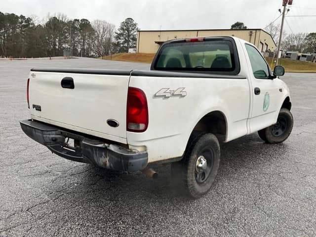 Image of Ford F-150 equipment image 4