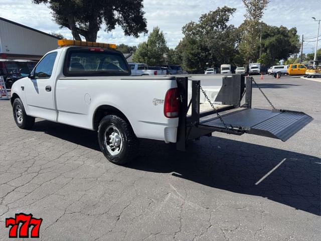 Image of Ford F-150 equipment image 3