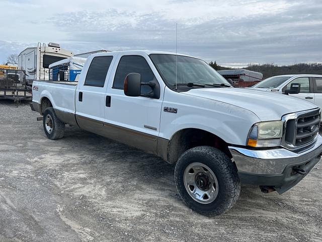 Image of Ford F-250 equipment image 2