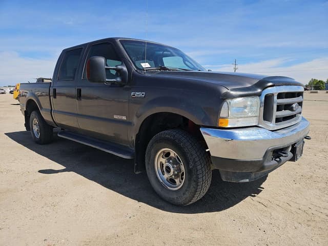 Image of Ford F-250 equipment image 2