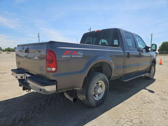 Image of Ford F-250 equipment image 4