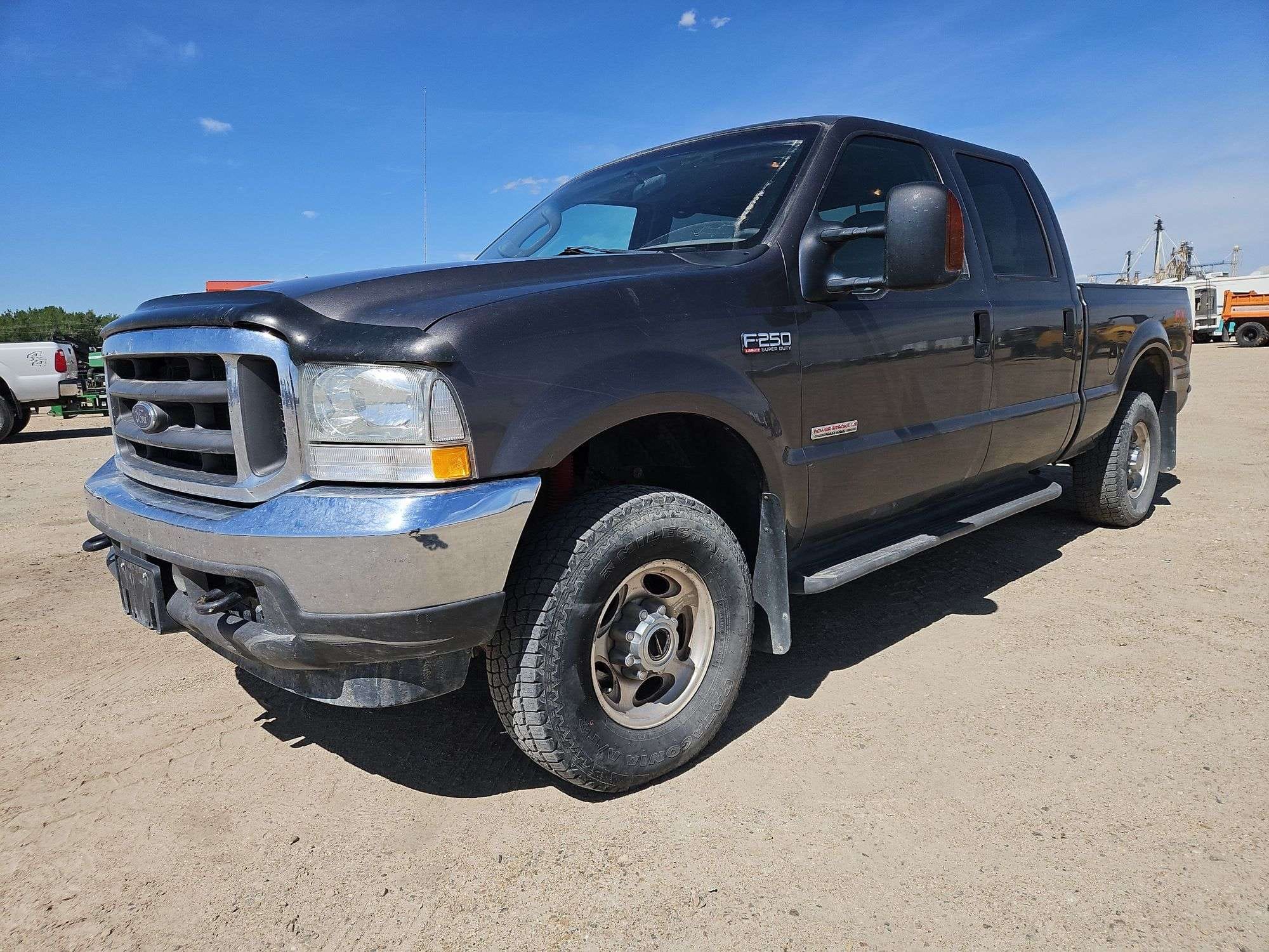 2004 Ford F-250 Equipment Image0