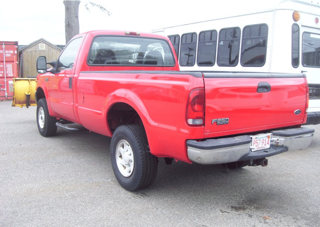 Image of Ford F-250 equipment image 3