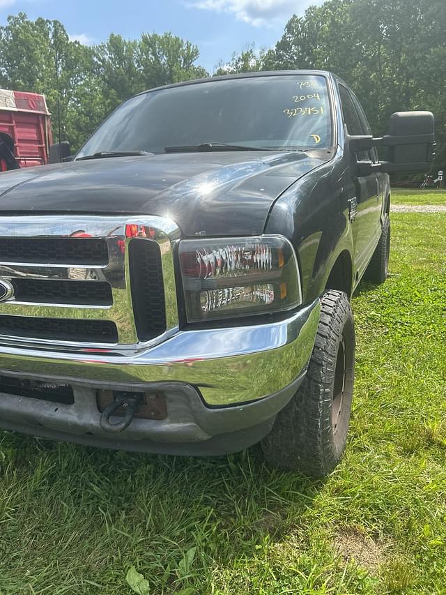 Image of Ford F-250 equipment image 1