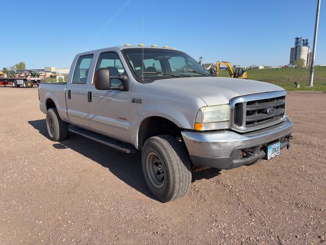 Image of Ford F-250 equipment image 1
