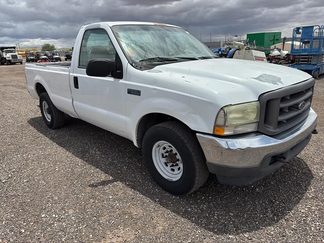 Image of Ford F-250 equipment image 3
