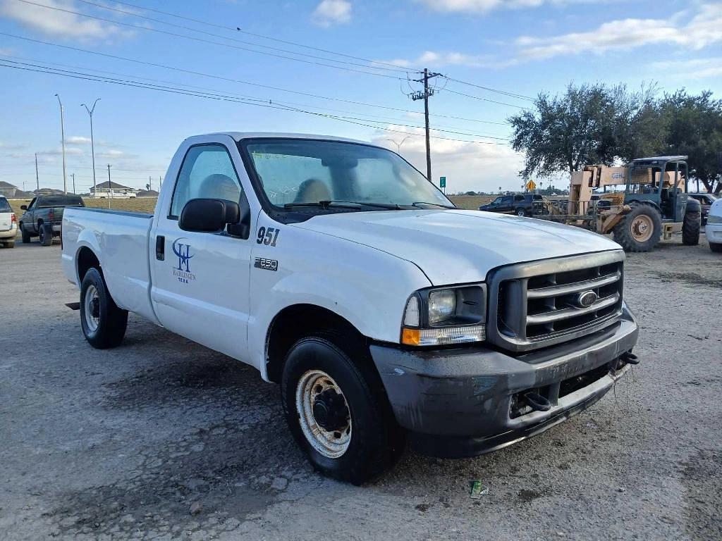 Image of Ford F-250 Primary image