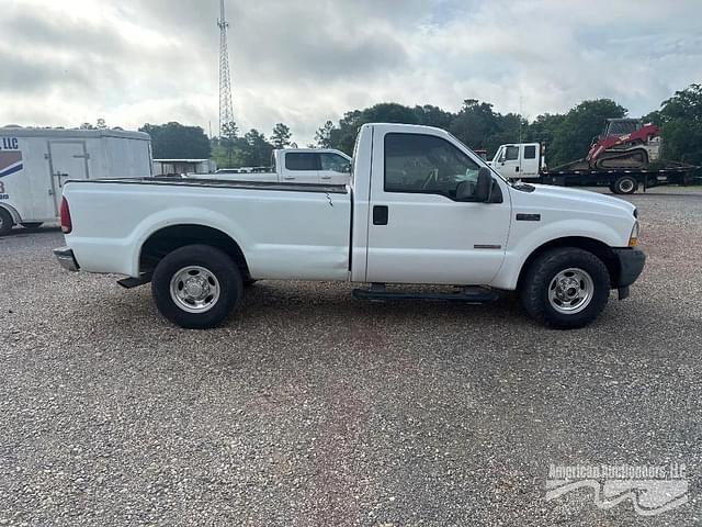 Image of Ford F-250 equipment image 4