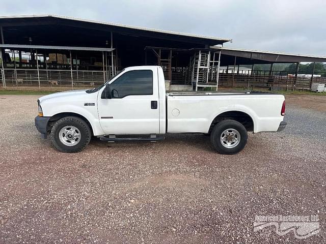 Image of Ford F-250 equipment image 1