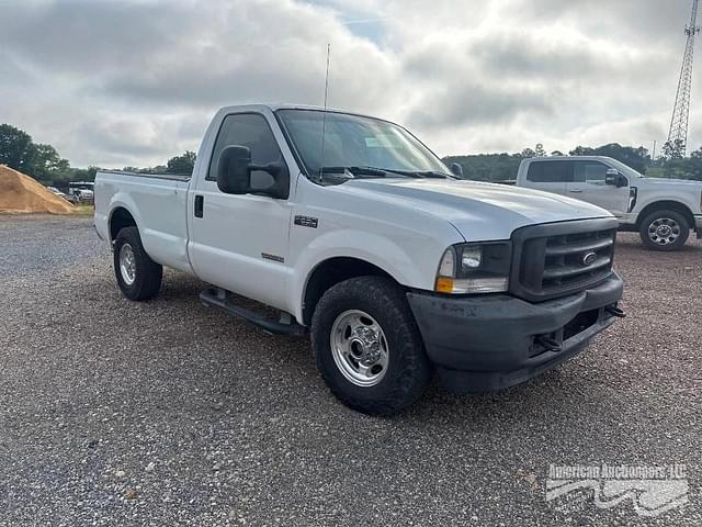 Image of Ford F-250 equipment image 3