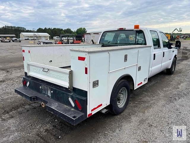 Image of Ford F-250 equipment image 4