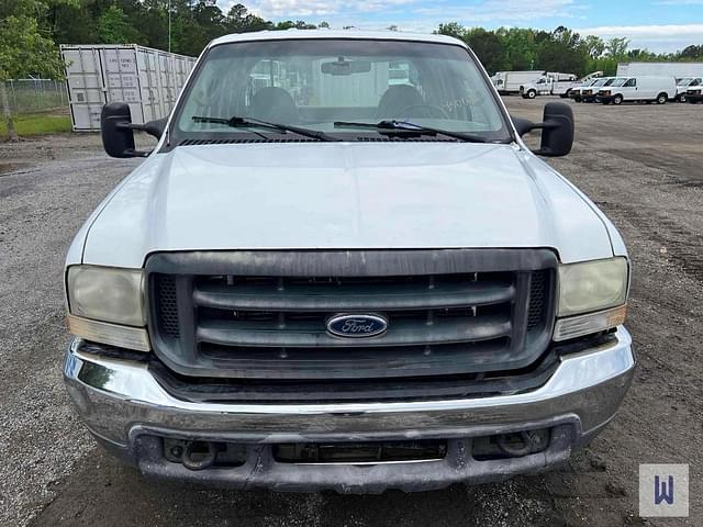 Image of Ford F-250 equipment image 2