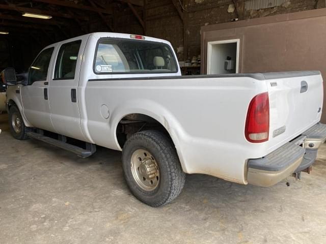 Image of Ford F-250 equipment image 2