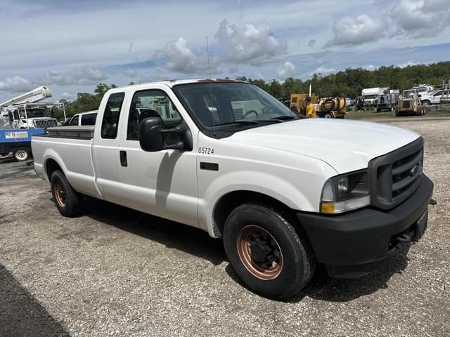 Image of Ford F-250 equipment image 3
