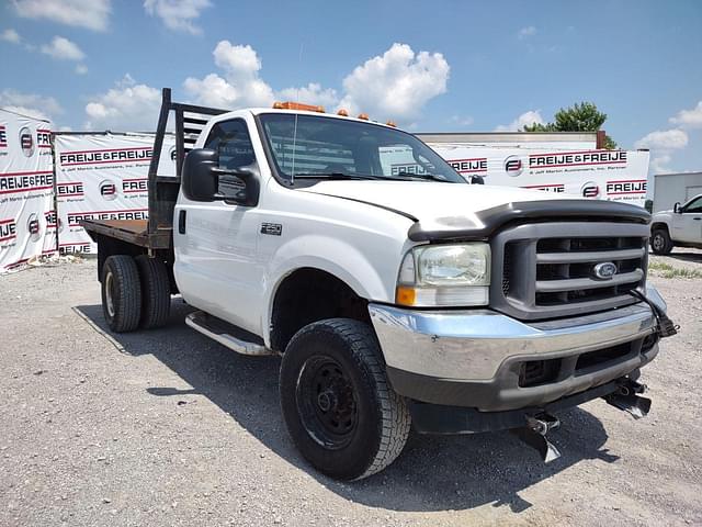 Image of Ford F-250 equipment image 2