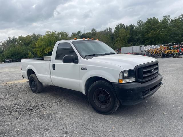 Image of Ford F-250 equipment image 1