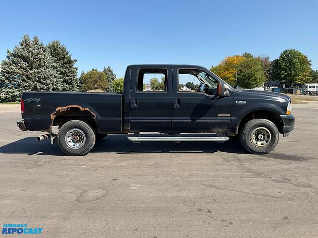 Image of Ford F-250 equipment image 3