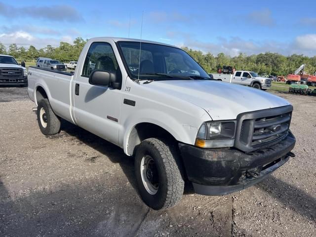 Image of Ford F-250 equipment image 3