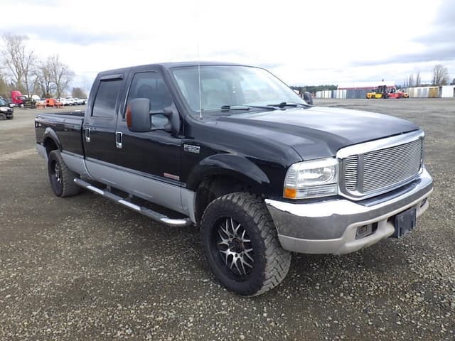 Image of Ford F-350 equipment image 2