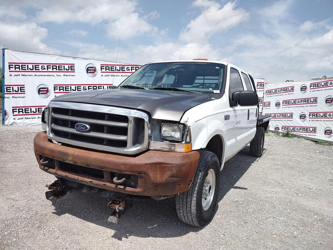 Image of Ford F-350 Primary image