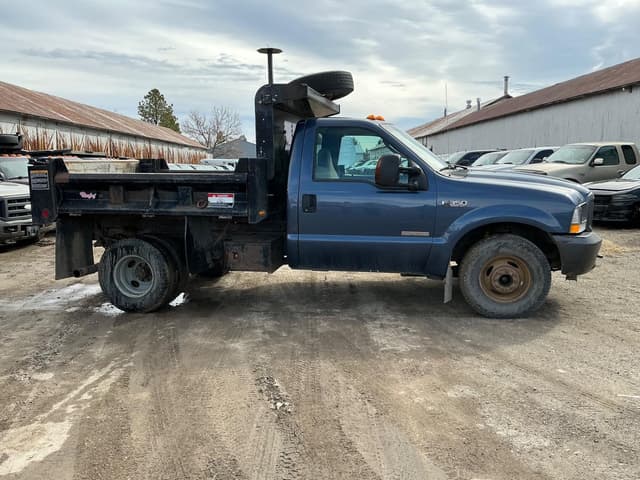 Image of Ford F-350 equipment image 3