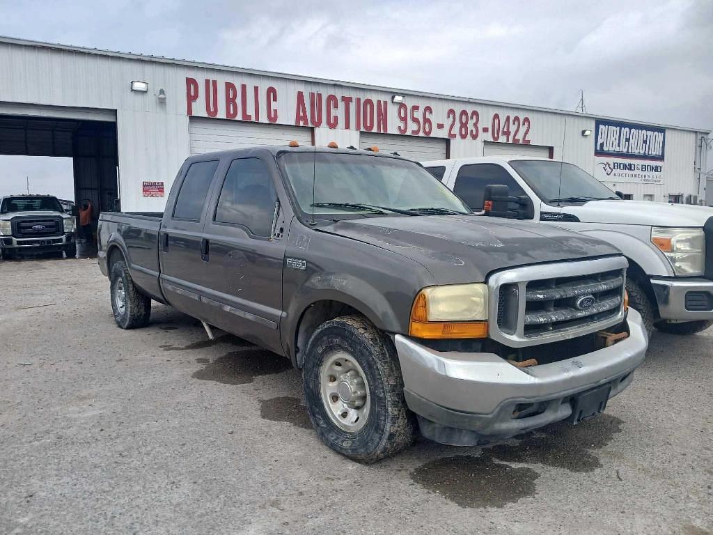 Image of Ford F-350 Primary image