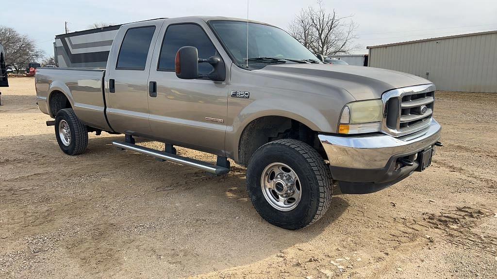 Image of Ford F-350 Primary image