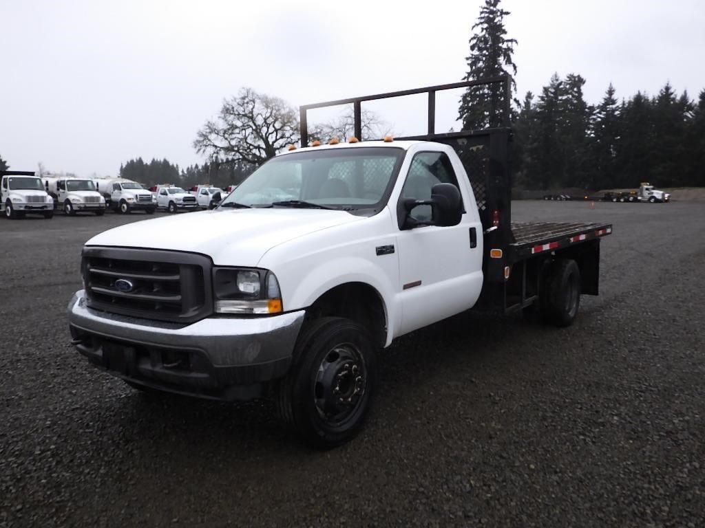 2004 Ford F-450 Equipment Image0