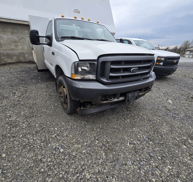 Image of Ford F-550 equipment image 2