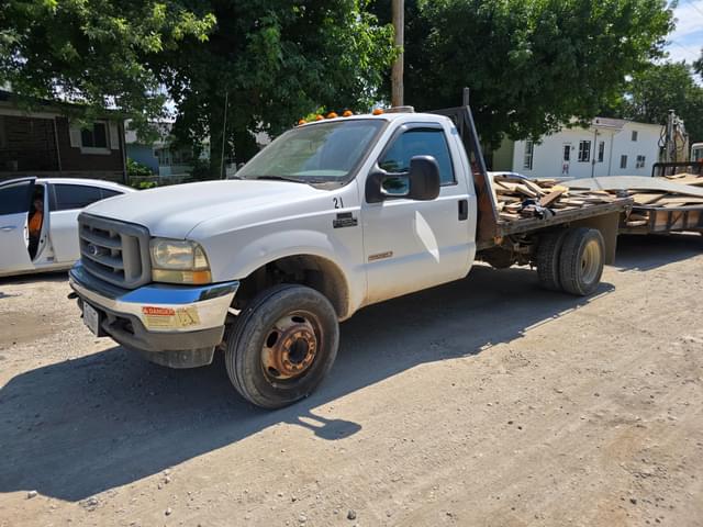 Image of Ford F-550 equipment image 1