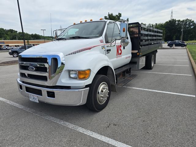 Image of Ford F-650 equipment image 1
