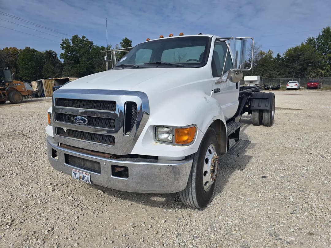 Image of Ford F-650 Primary image