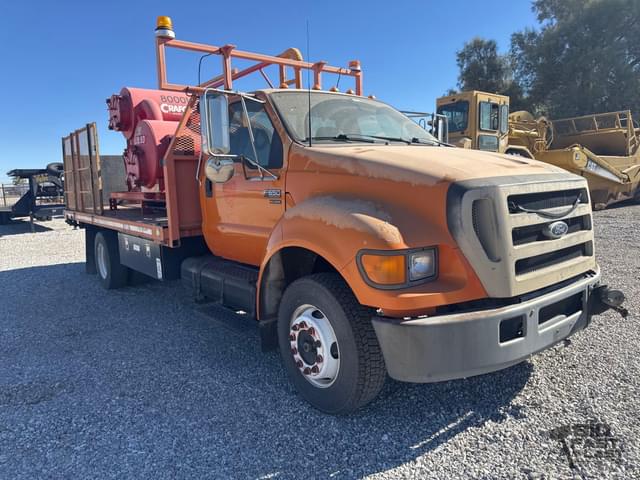 Image of Ford F-650 equipment image 1