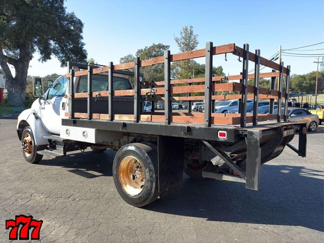 Image of Ford F-650 equipment image 3