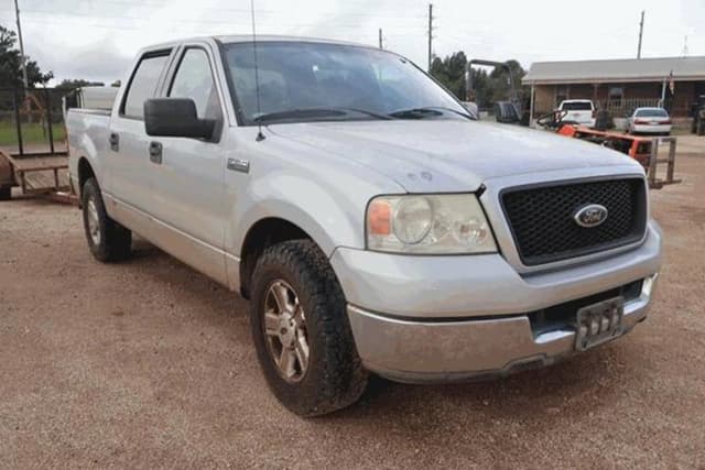 Image of Ford F-150 equipment image 1