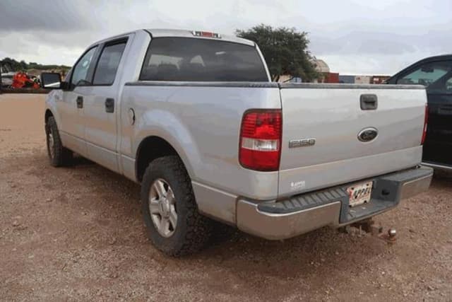 Image of Ford F-150 equipment image 3